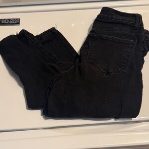 No Boundaries Black jeans cropped